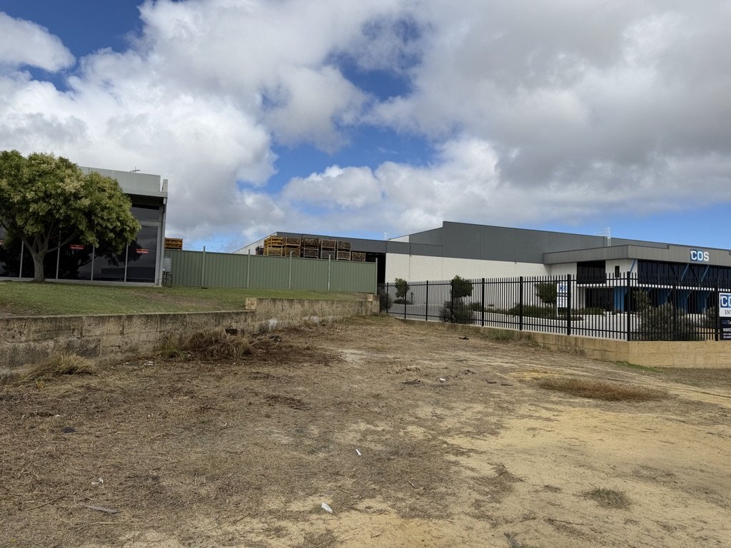 Tidy commercial site after the gardening team's clean-up